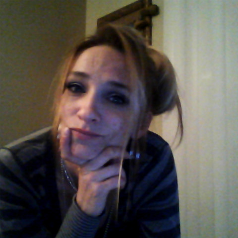 Sarah Daniels Photo 51