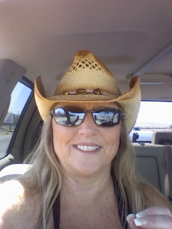 Debbie Edwards Photo 3