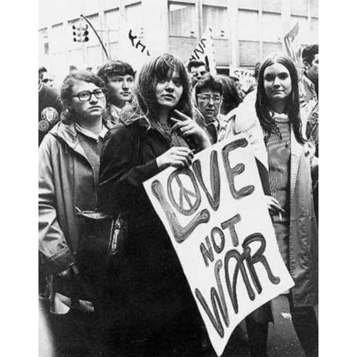 Amy Godwin Photo 45