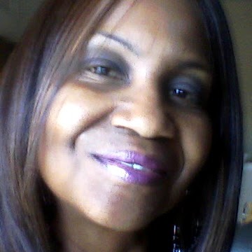 Lois Robinson Photo 35