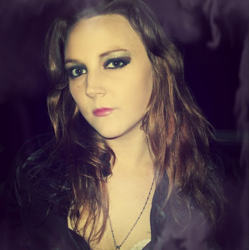 Stephanie Sheehan Photo 38
