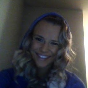 Amber Carlson Photo 25