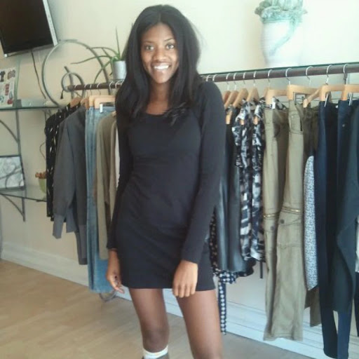 Adia Smith Photo 4