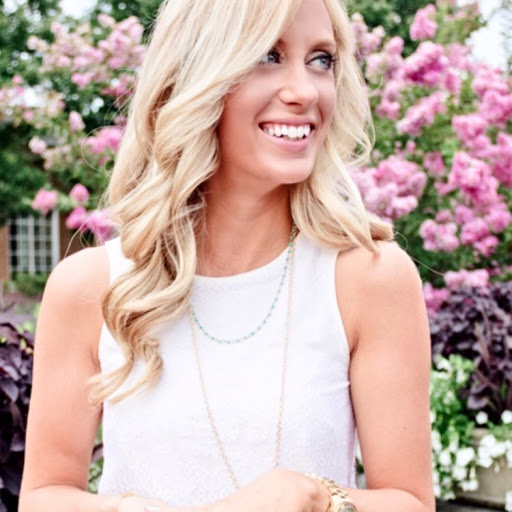 Heather Rogers Photo 17