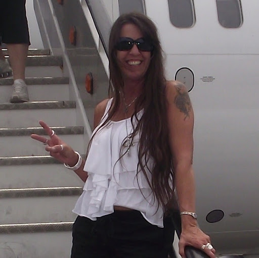 Laurie Gardner Photo 34