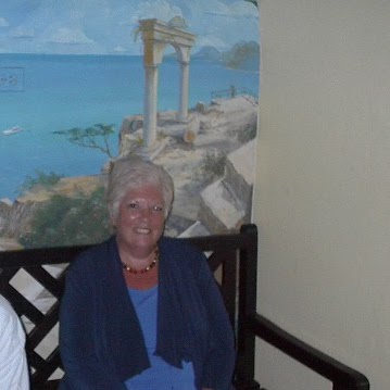 Suzanne Allen Photo 45