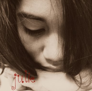 Julie Blank Photo 5