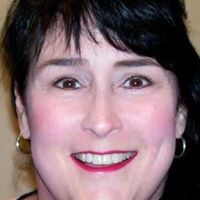Julia Newton Photo 7
