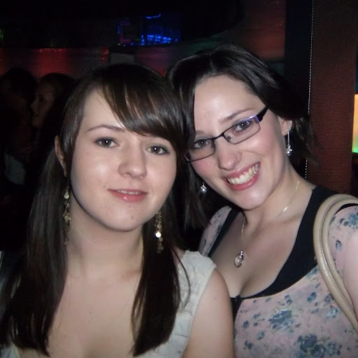 Catherine Gallagher Photo 24
