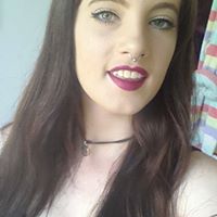 Lucy Sharp Photo 9