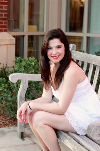 Callie Jones Photo 20