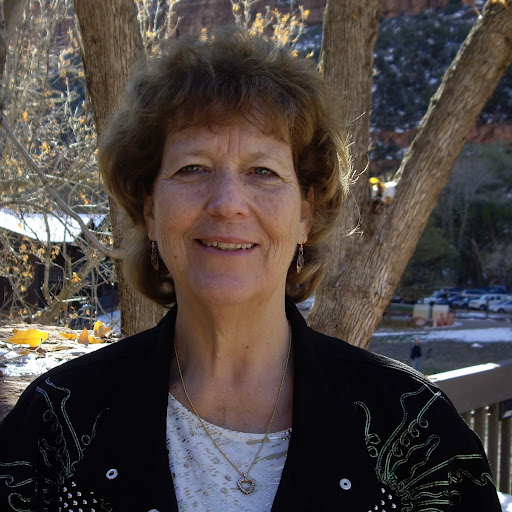 Carol Stevens Photo 32