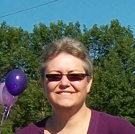 Linda Robbins Photo 16