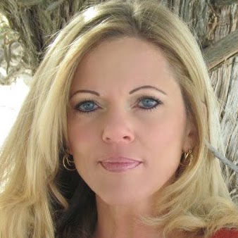 Renee Gardner Photo 33