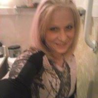 Anna Powers Photo 34