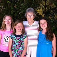 Jan Gray Photo 12