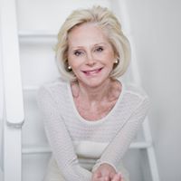 Suzanne Mcgrath Photo 19