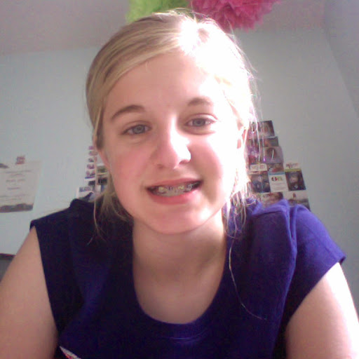 Brooke Taylor Photo 8