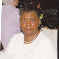 Frances Lloyd Photo 24