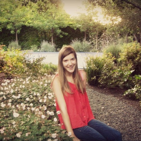 Victoria Baxter Photo 14