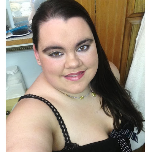 Samantha Welch Photo 4