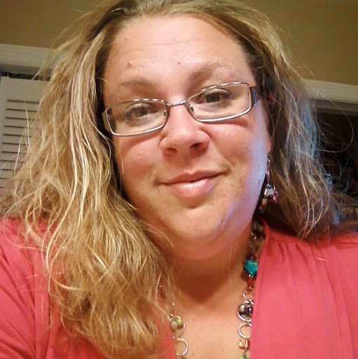 Erika Manning Photo 15