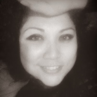 Claudia Velazquez Photo 30