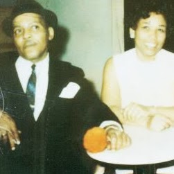 Lora Bell Photo 17
