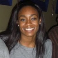 Lindsay Holmes Photo 10