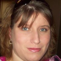 Kristy Bruce Photo 15
