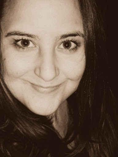 Danielle Michael Photo 15