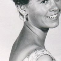 Regina Bright Photo 30