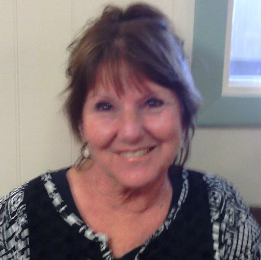 Vicki Berry Photo 21