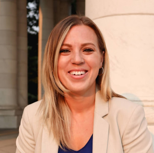 Elizabeth Weber Photo 35