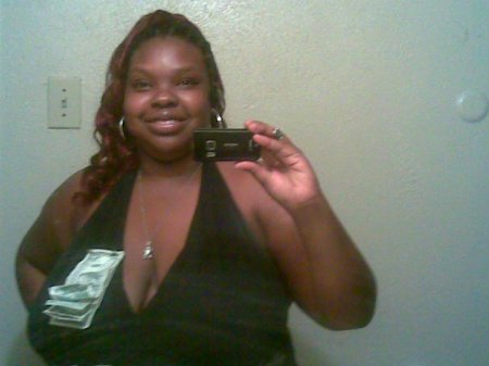 Erica Hooper Photo 8