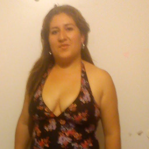 Anita Villanueva Photo 36