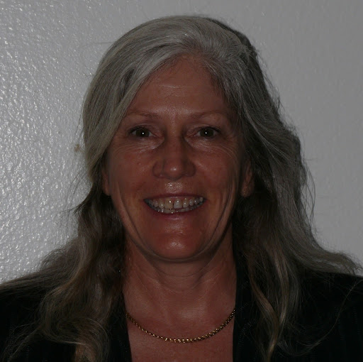 Julie Butler Photo 31