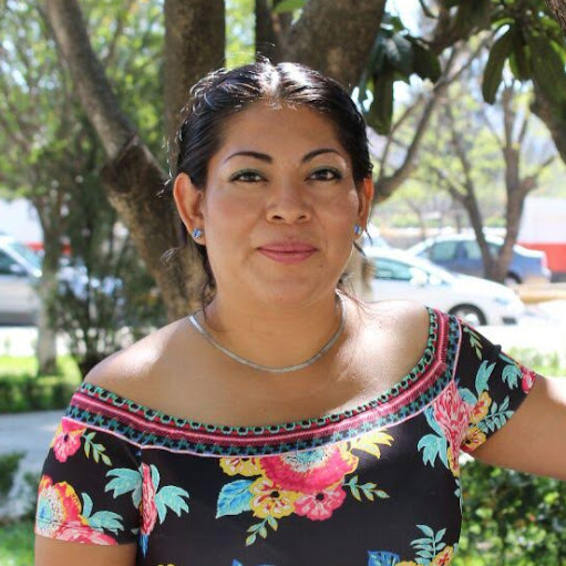 Ruth Vasquez Photo 10