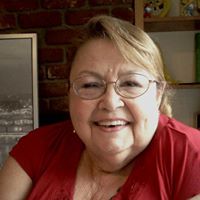 Janet Campos Photo 24