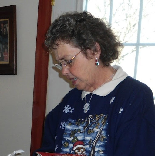 Karen Scruggs Photo 31