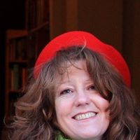 Julia Holland Photo 4