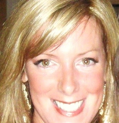 Laurie Snyder Photo 31