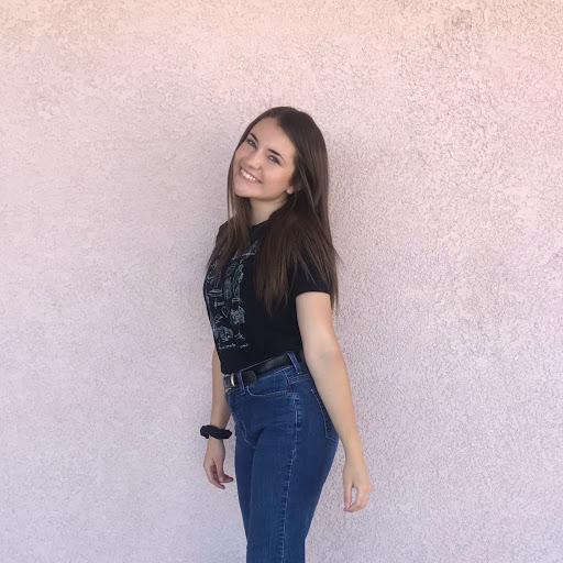 Victoria Miles Photo 32