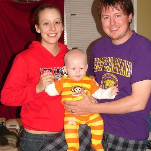Megan Langley Photo 20