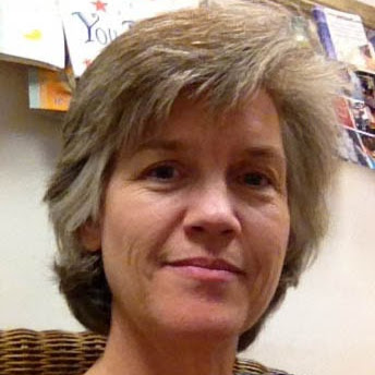 Diane Hunter Photo 32
