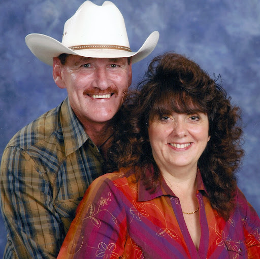 Mark Hoskins Photo 33