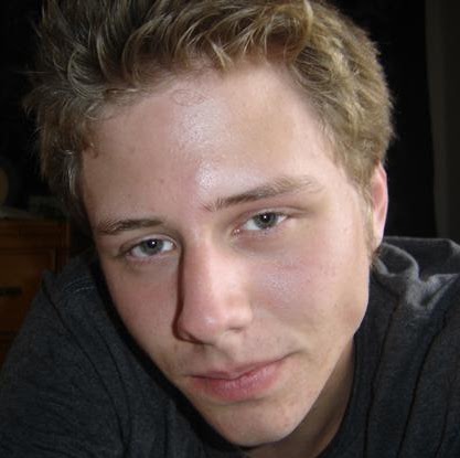 Travis Nicholson Photo 11