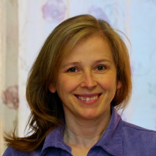 Stephanie Howard Photo 16