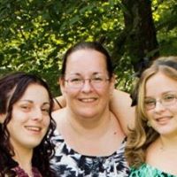 Lorraine Leger Photo 15