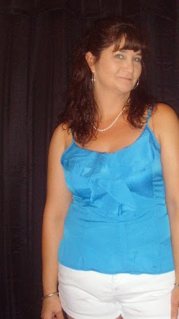 Rebecca Henry Photo 26